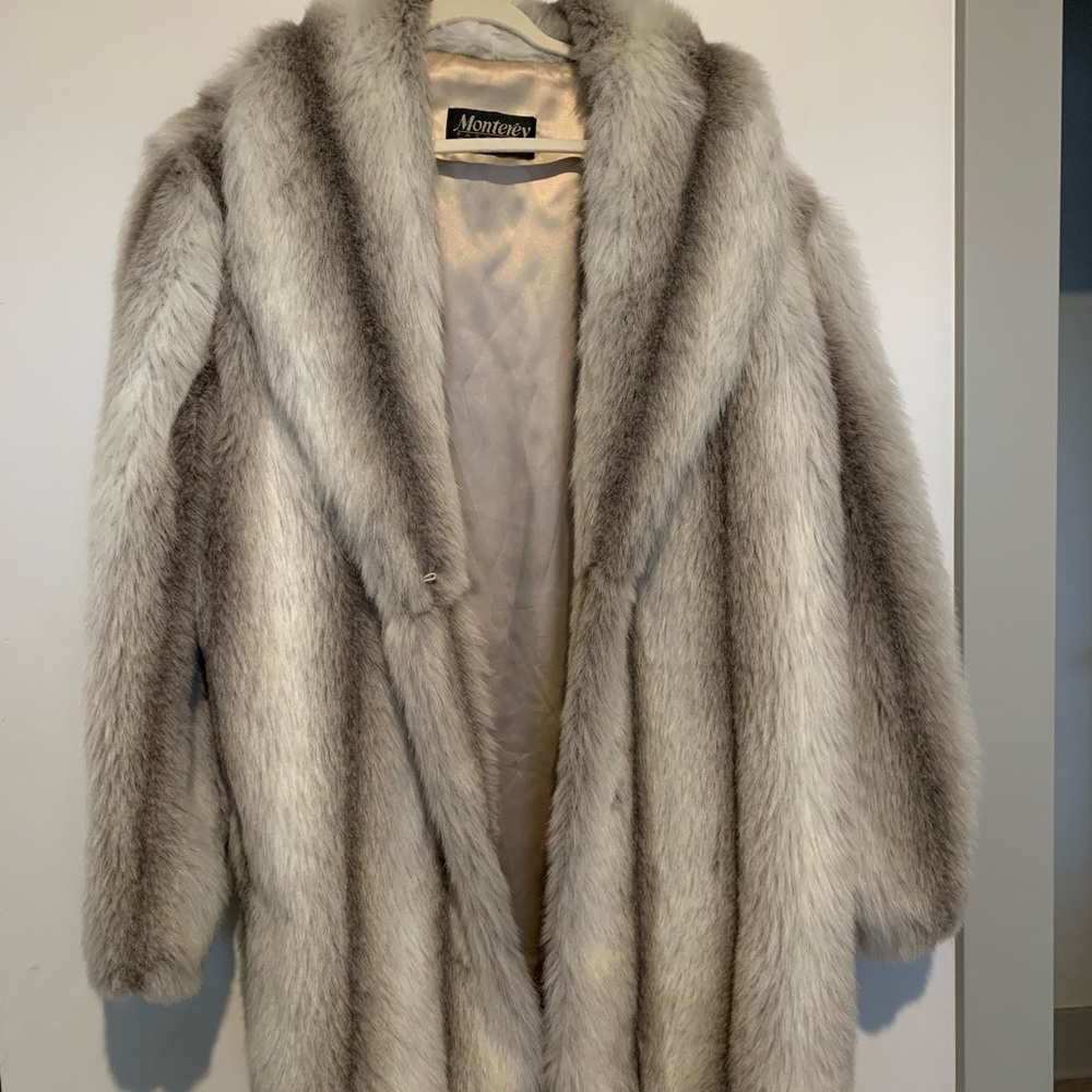 “Monterey Fashions” faux Fux coat